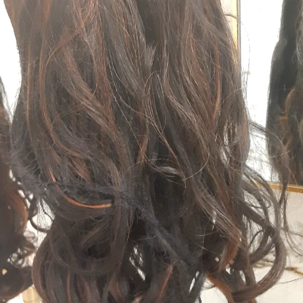 Wig - Picture 2 of 4